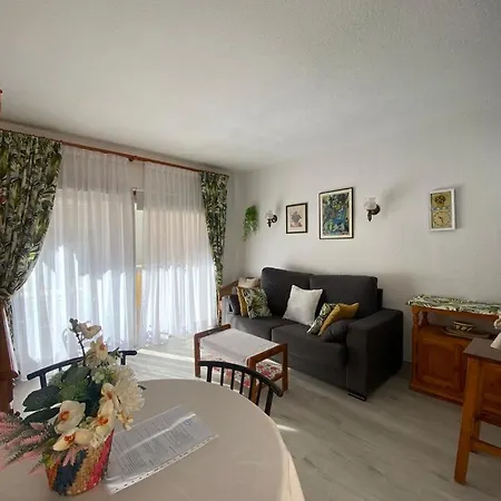 Apartmán Angeles. Cristianos. Free Wifi
